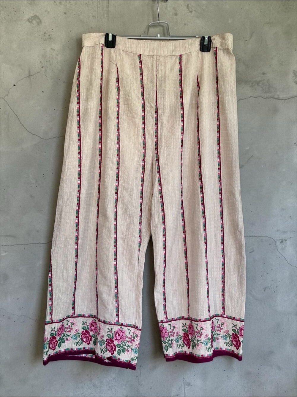 ETHNC Pakistani Embroidered Boho Crop Pants Size Large - Picture 7 of 8